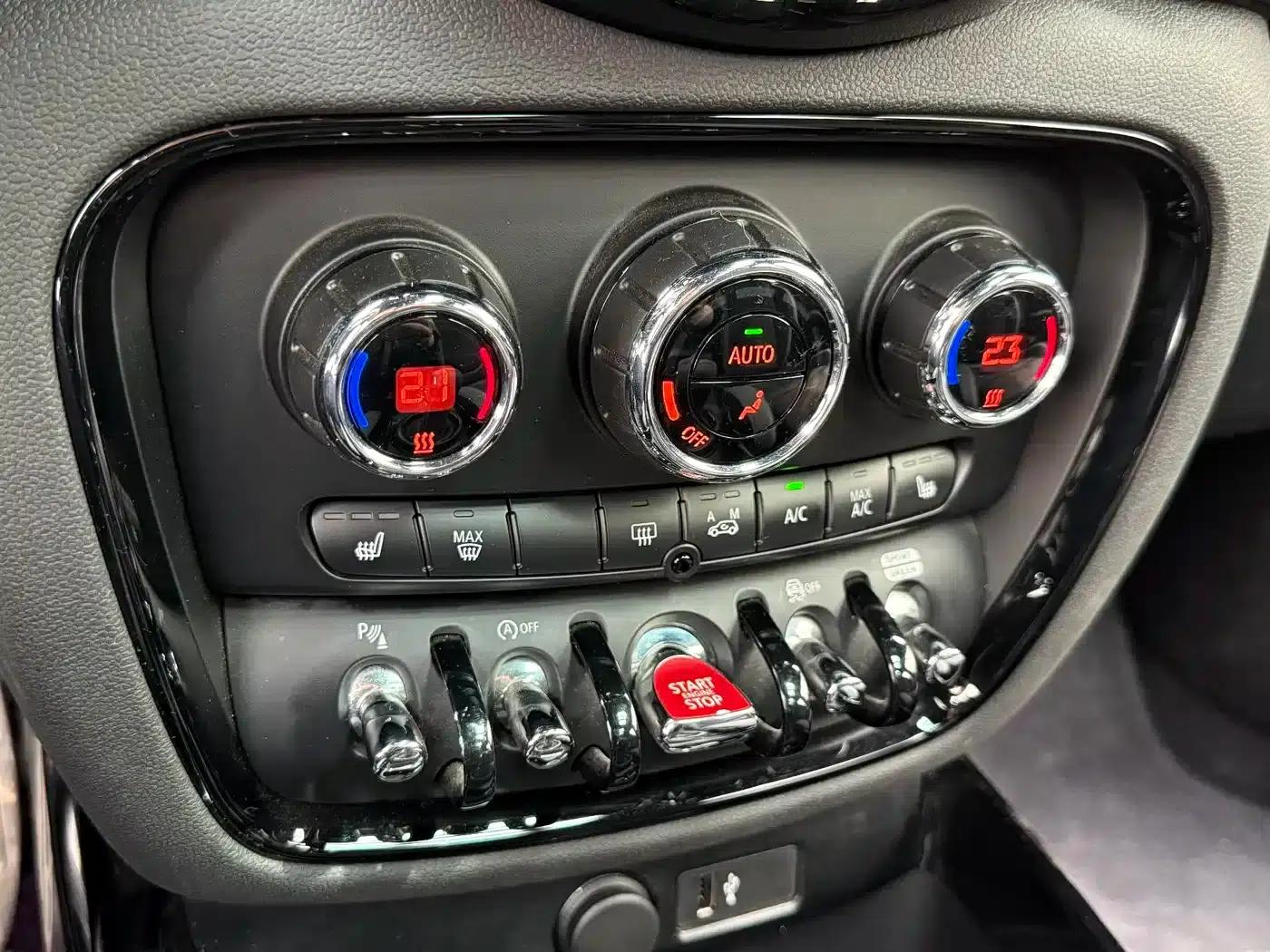 MINI JCW CLUBMAN 2022 2.0T JOHN COOPER WORKS ALL- — миниатюра 9