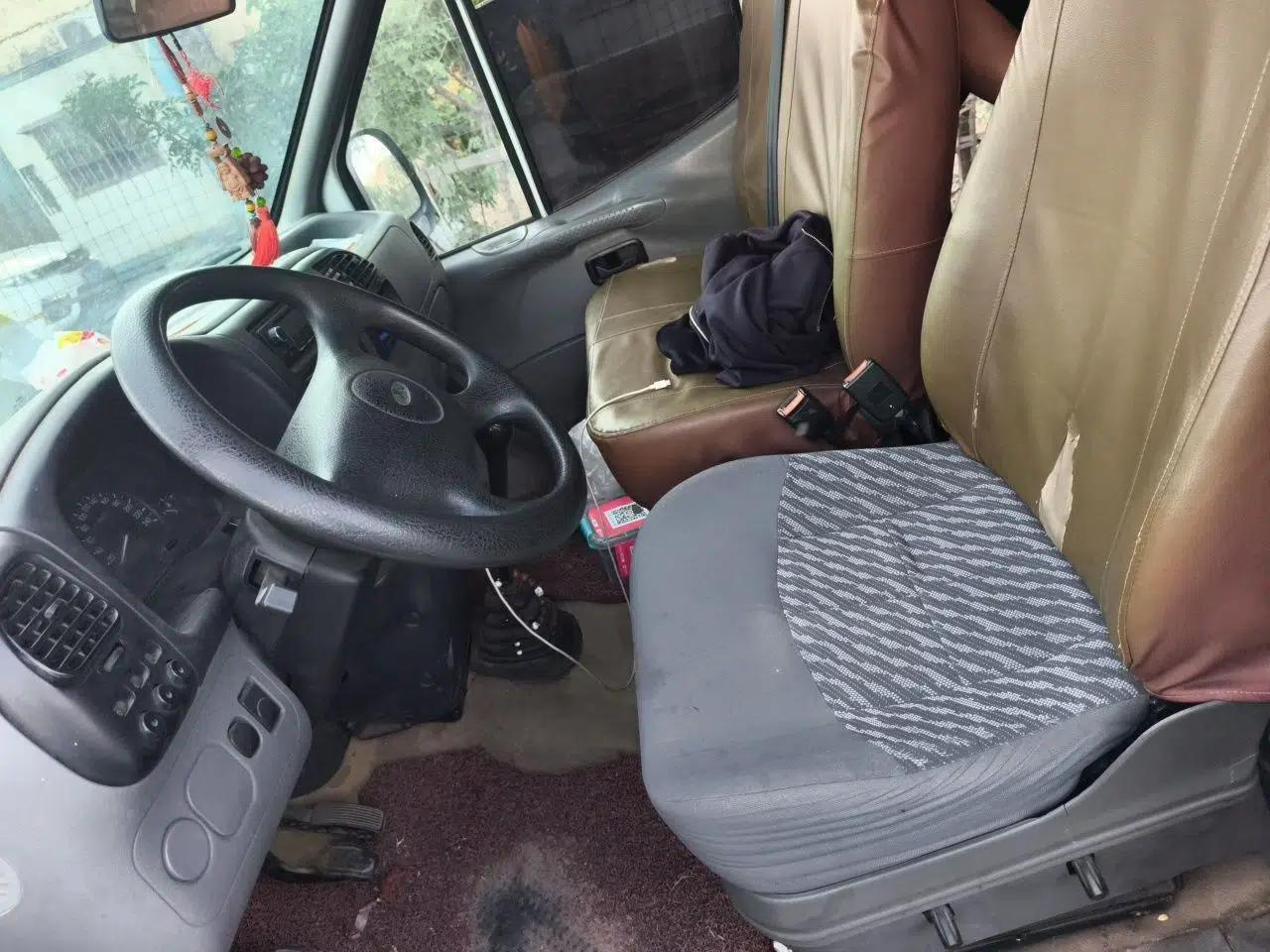 Ford Classic Transit 2015 2.8T Diesel Multi-Function Vehicle Short Wheelbase 6-Seater Mid-Roof Edition JX493ZLQ4 — миниатюра 16
