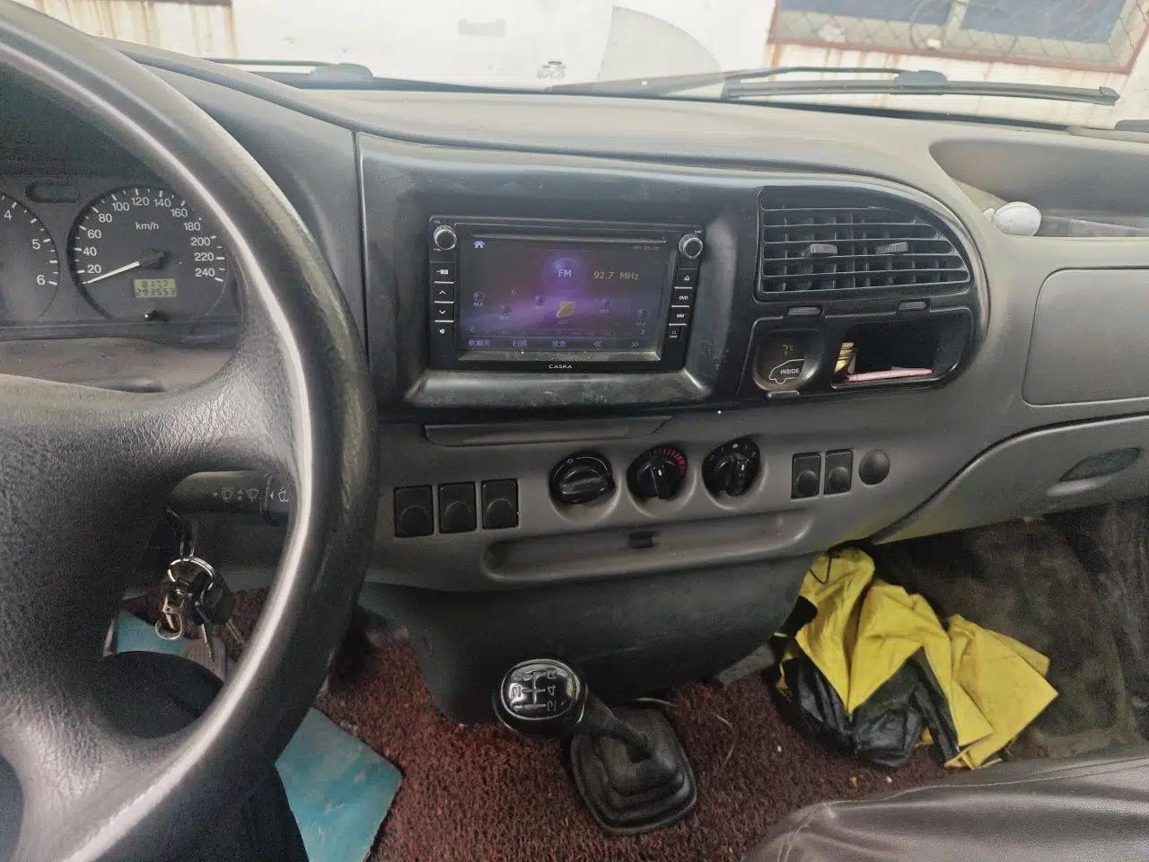 Ford Classic Transit 2013 2.8T Facelifted Diesel Van - Short Wheelbase Mid-Roof Model JX493ZLQ4 — миниатюра 14