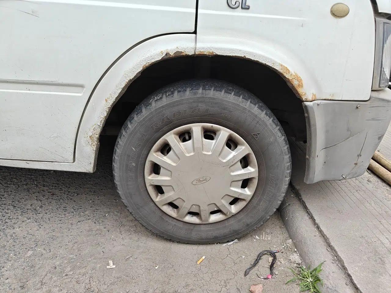 Ford Classic Transit 2013 2.8T Diesel Van Short Wheelbase Mid-Roof Model JX493ZLQ3A — миниатюра 8