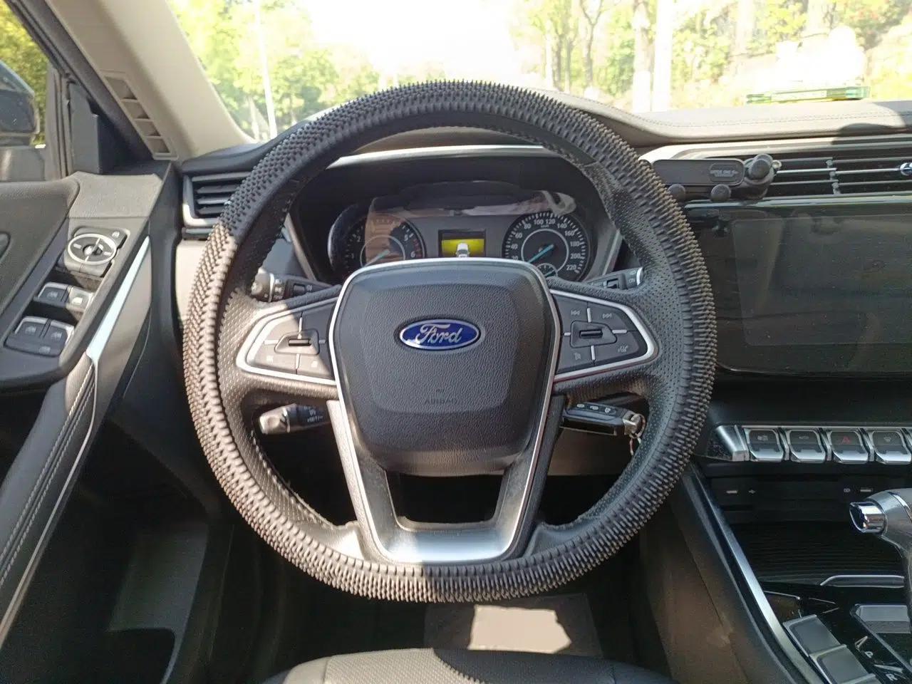 Ford Territory 2019 EcoBoost 145 CVT Elite Model China VI Standard — миниатюра 11