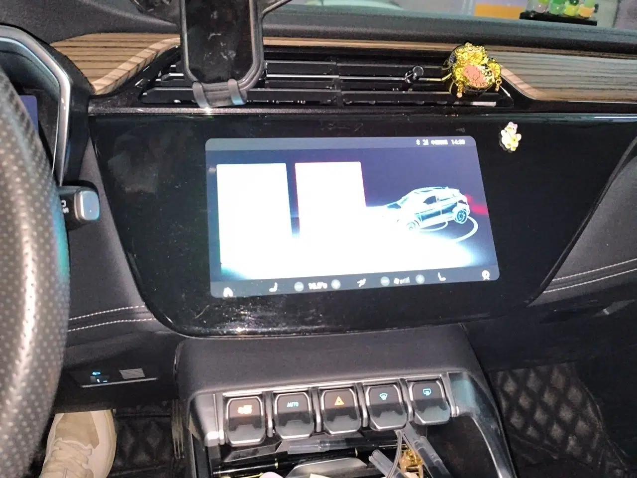 Ford Territory 2021 Lingjie S EcoBoost 145 CVT Smart Hybrid Model — миниатюра 14