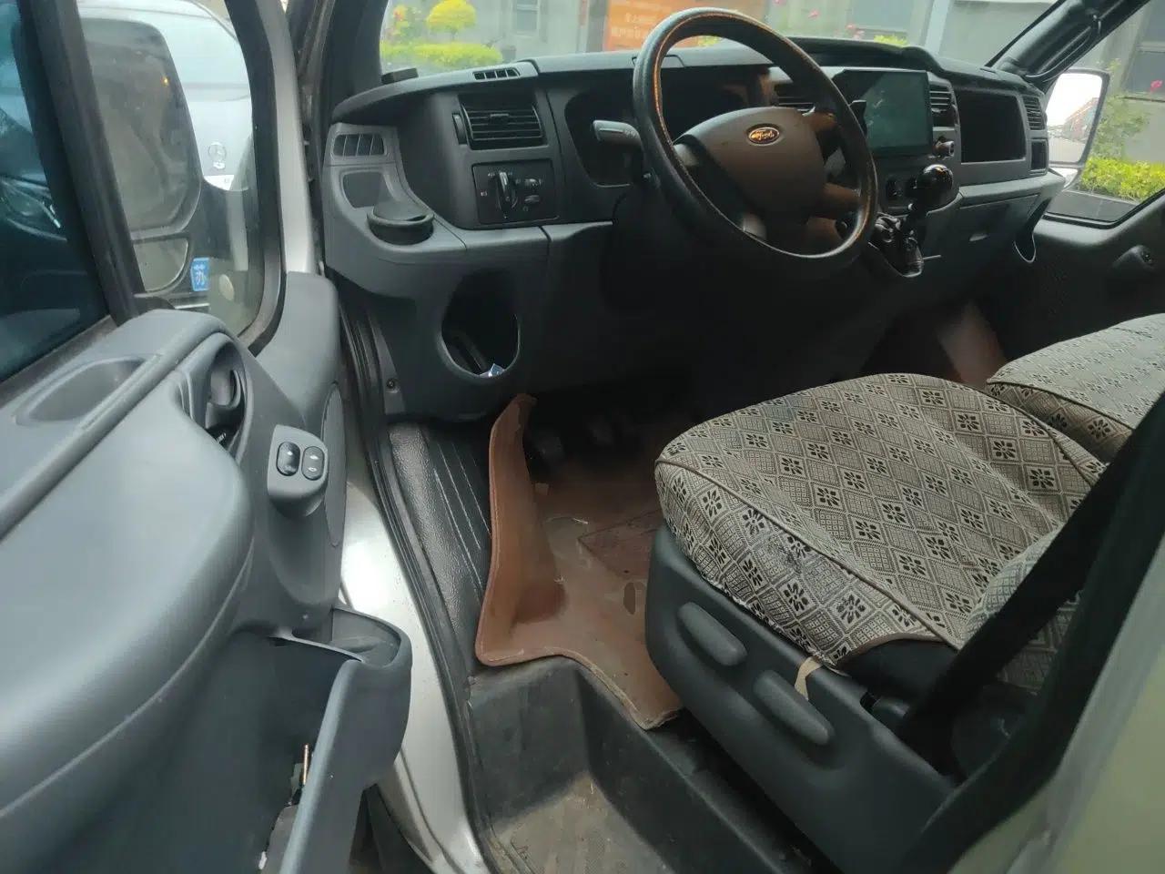 Ford Transit Custom 2019 2.2T Multi-Function Short Wheelbase Mid-Height 6-Seater China VI — миниатюра 17