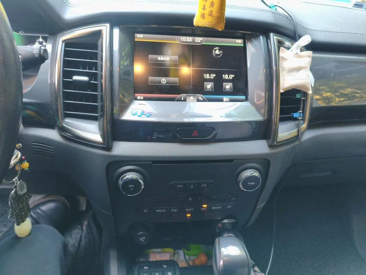 Ford Everest 2016 2.0T Gasoline Automatic 4x4 Flagship Edition — миниатюра 14
