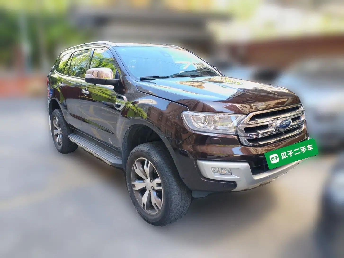 Ford Everest 2016 2.0T Gasoline Automatic 4x4 Flagship Edition — миниатюра 3