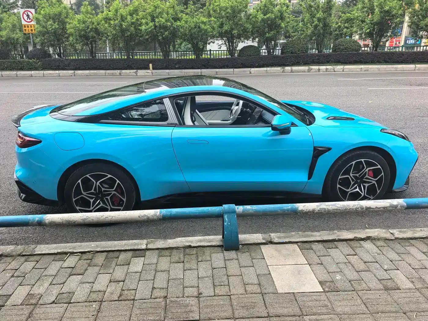 Nezha GT 2023 580 AWD Sport Edition — миниатюра 11