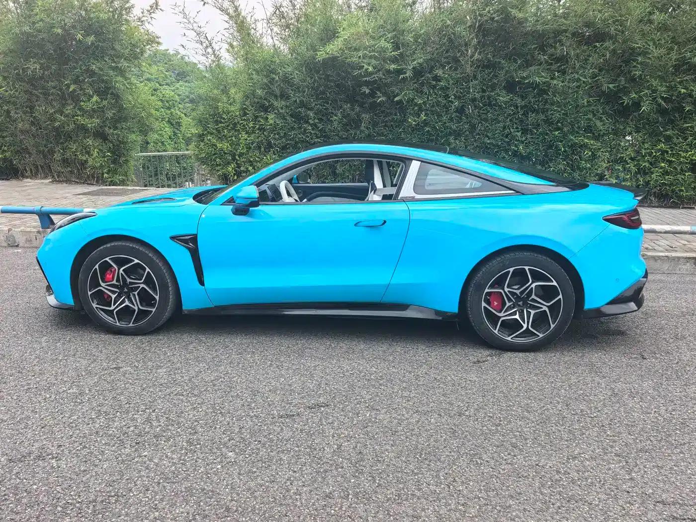 Nezha GT 2023 580 AWD Sport Edition — миниатюра 12