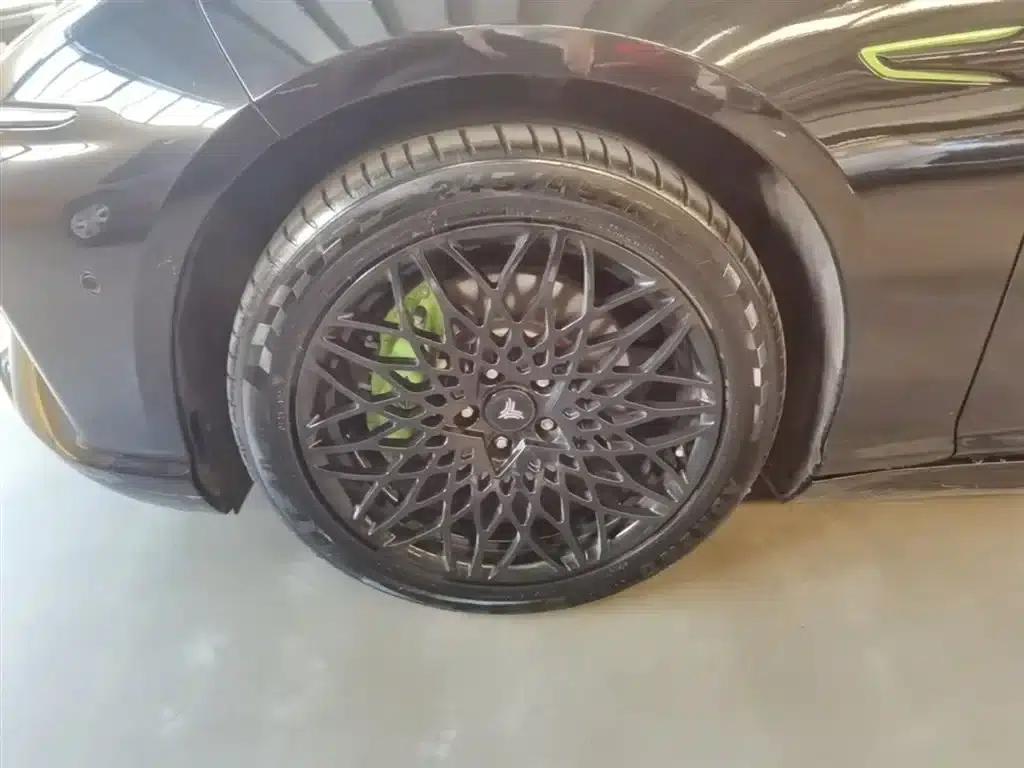 Nezha S 2022 Pure Electric 650km AWD Luxury Edition — миниатюра 23