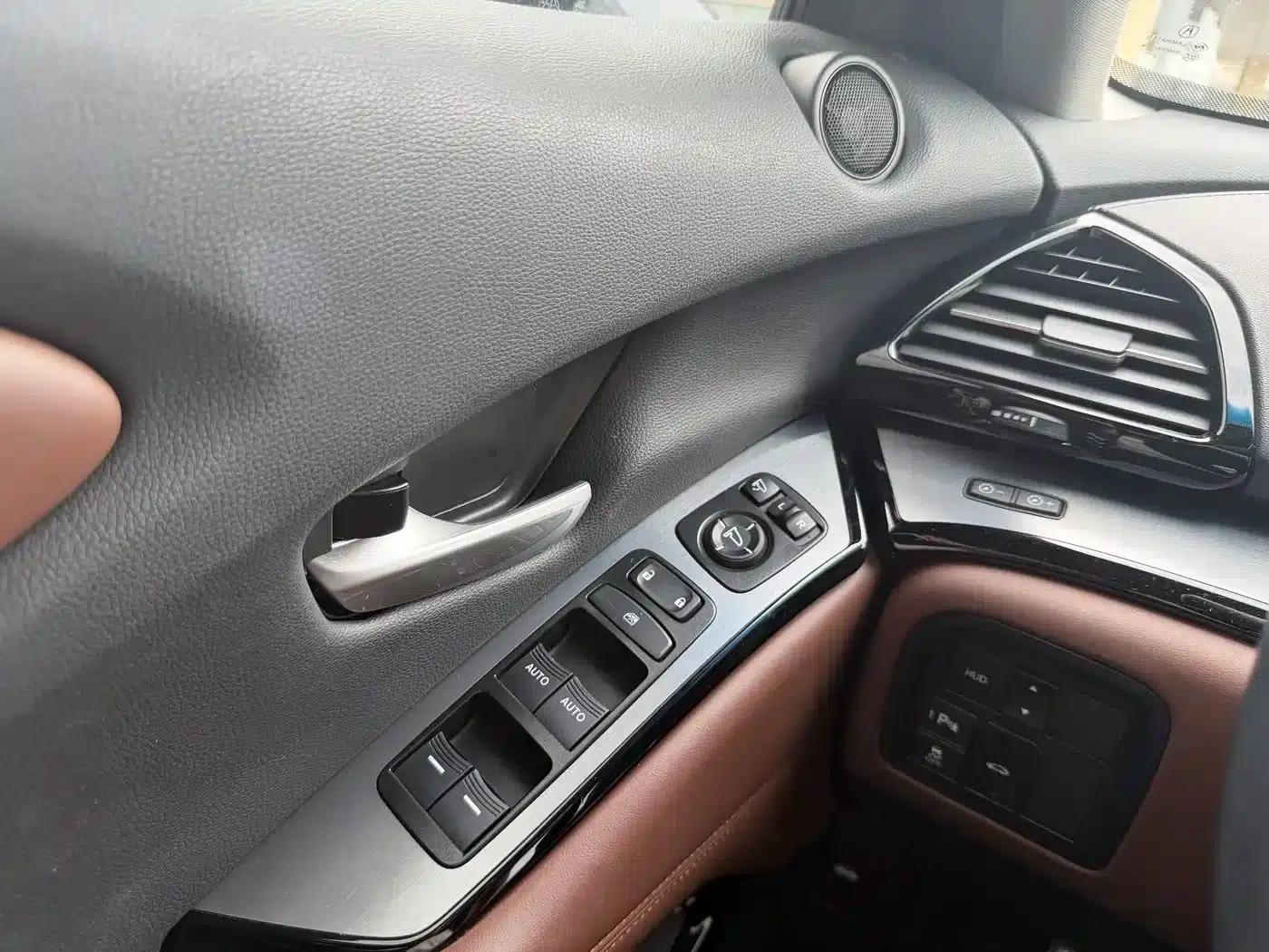 Acura CDX 2019 1.5T 2WD Premium Edition — миниатюра 13