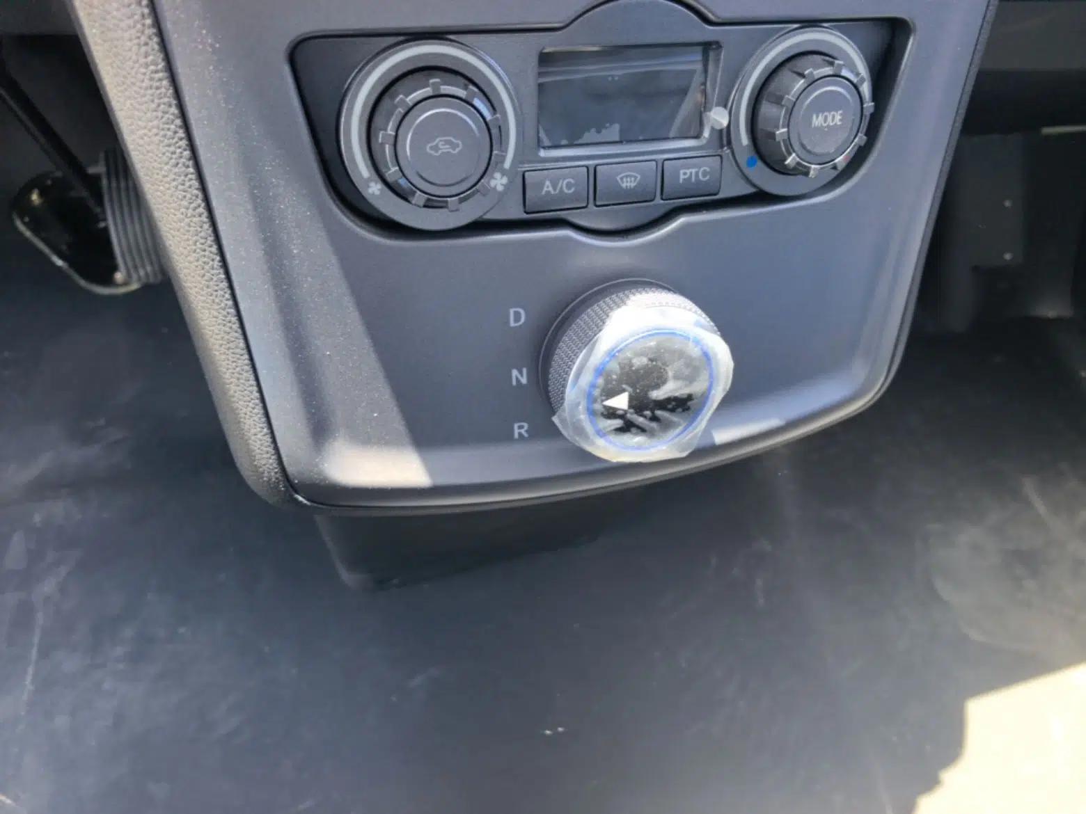 Foton Intelligent Blue Elf E7 2024 Facelifted All-Electric Van Flat Roof 2 Seats CATL 38.64 kWh — миниатюра 16