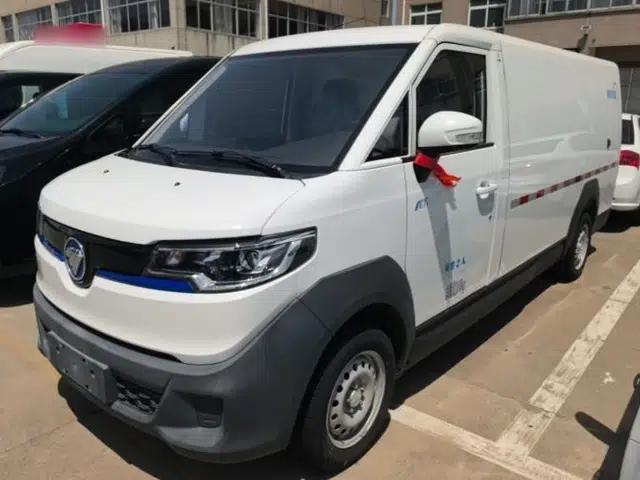 Foton Intelligent Blue Elf E7 2024 Facelifted All-Electric Van Flat Roof 2 Seats CATL 38.64 kWh