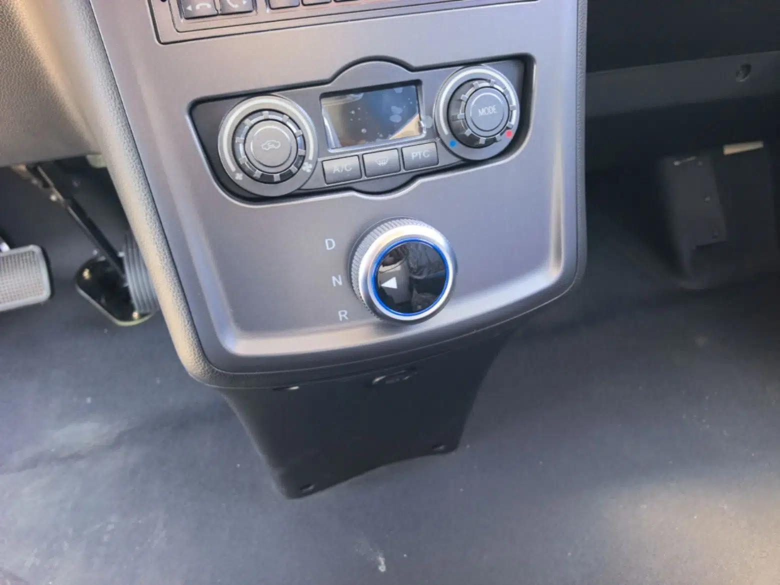 Foton Intelligent Blue Elf E7 2024 Facelifted All-Electric Van Flat Roof 2 Seats CATL 38.64 kWh — миниатюра 16