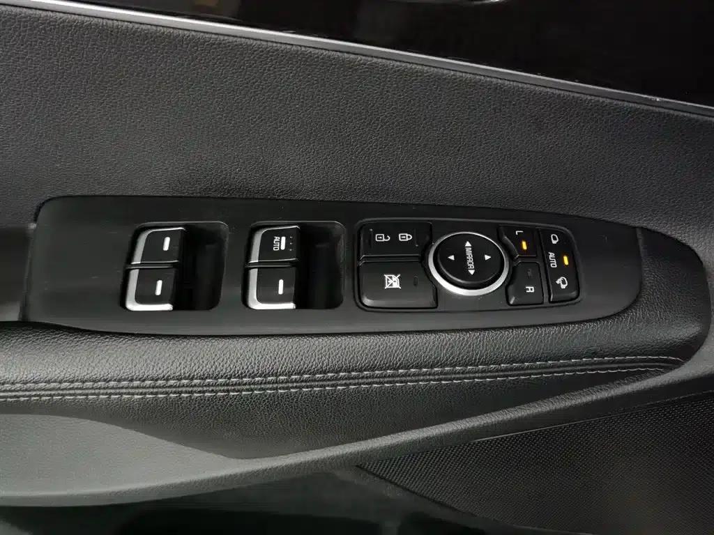 2015 Sorento L 2.4L Gasoline 4WD Elite Edition 7-Seater (China V Emission Standard) — миниатюра 9