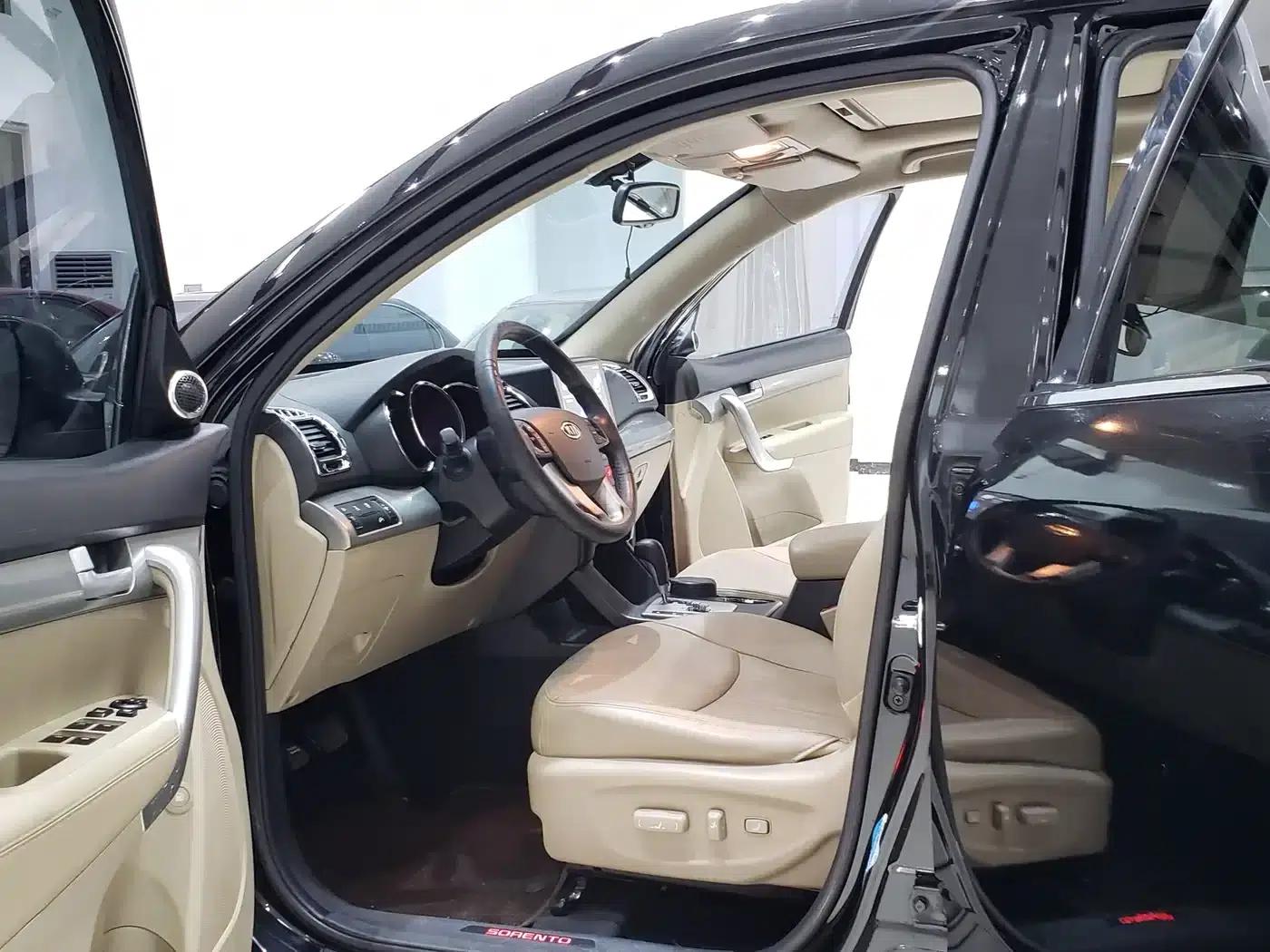 2012 Sorento 2.4L Petrol Luxury Edition — миниатюра 15