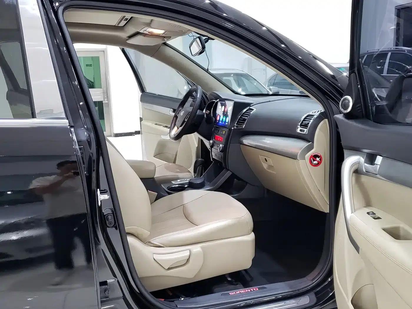 2012 Sorento 2.4L Petrol Luxury Edition — миниатюра 6