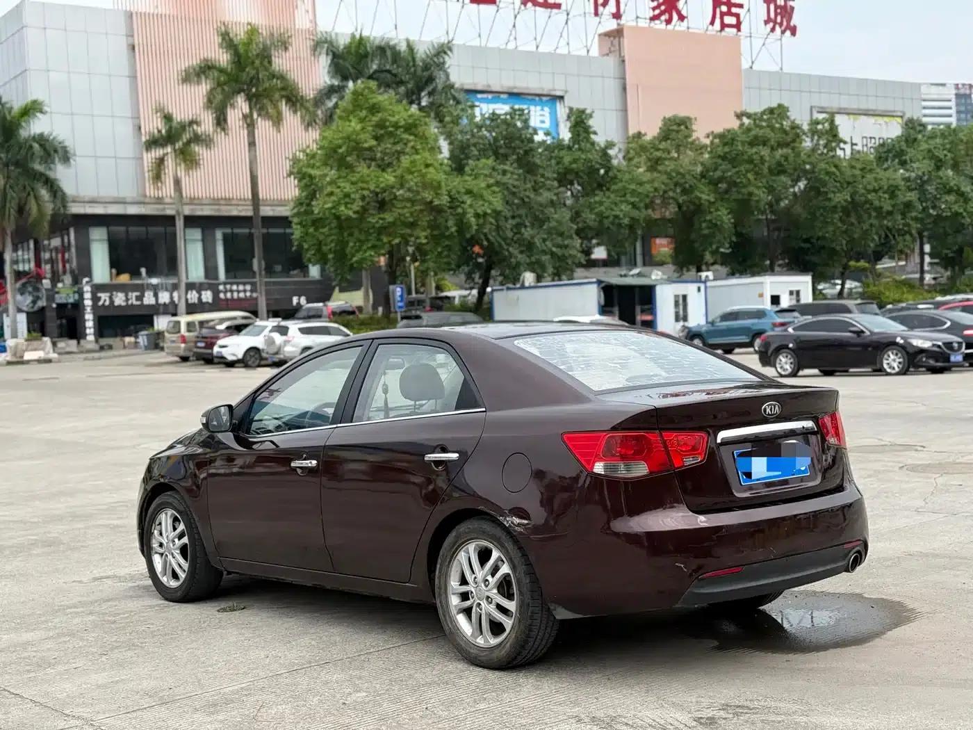 2012 Forte 1.6L AT GLS Commemorative Edition — миниатюра 4
