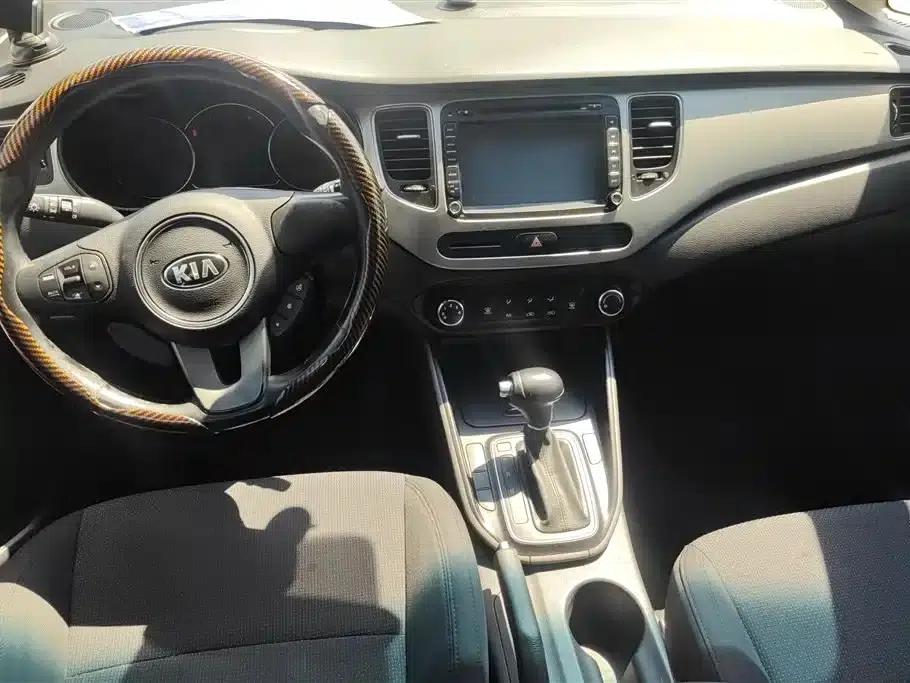 Carens 2013 2.0L 7-seater Automatic Standard Edition (National V Emission Standard) — миниатюра 12