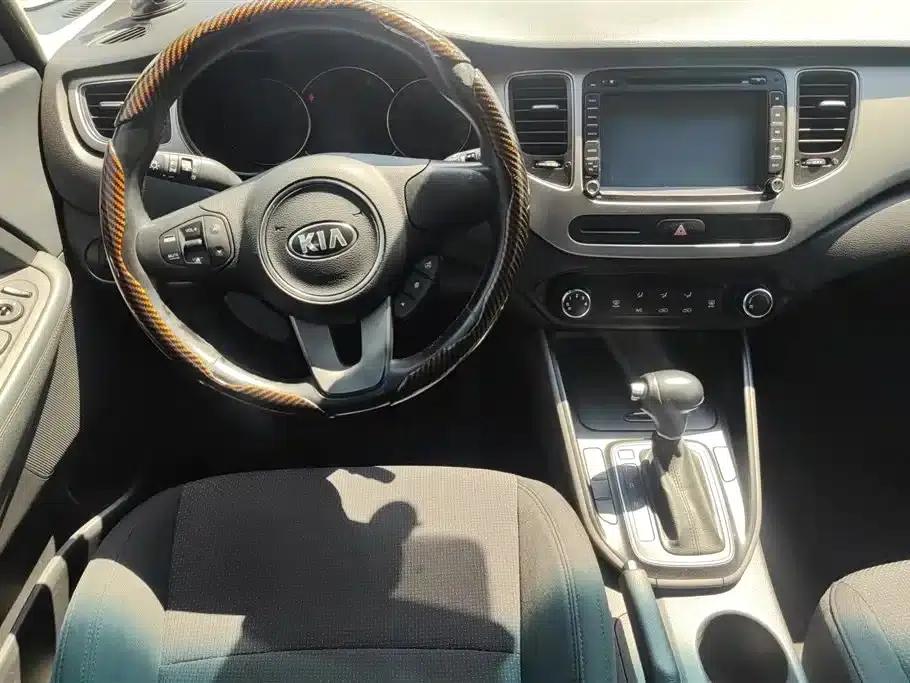 Carens 2013 2.0L 7-seater Automatic Standard Edition (National V Emission Standard) — миниатюра 13