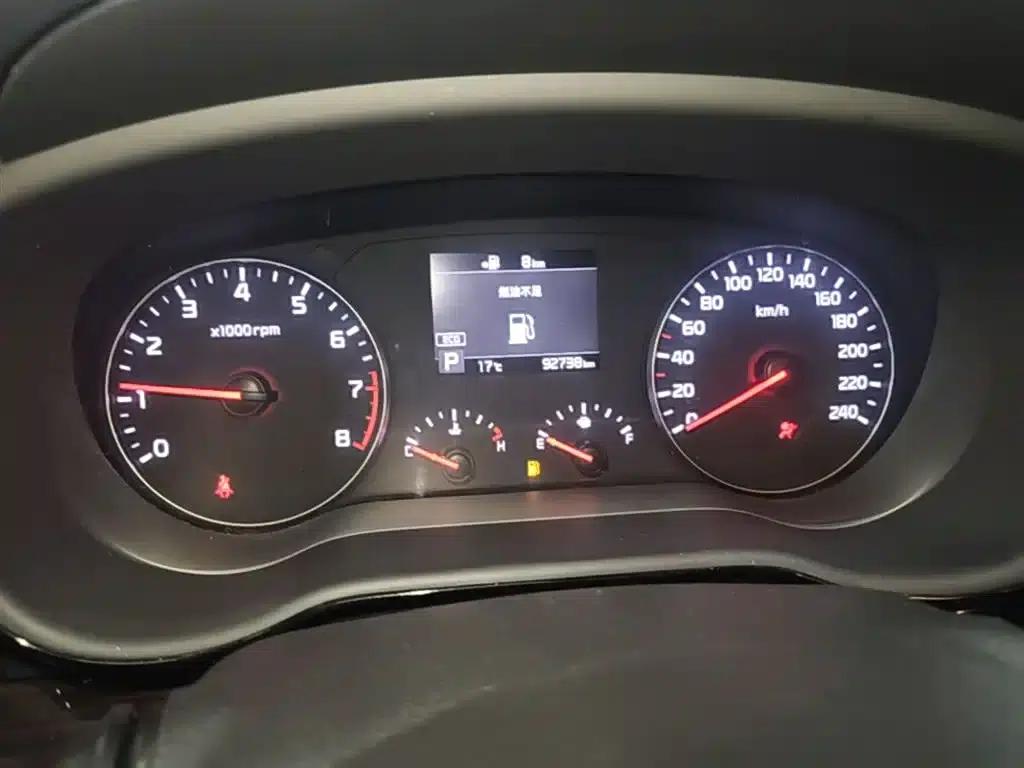 K5 2017 1.8L Automatic GLS — миниатюра 12