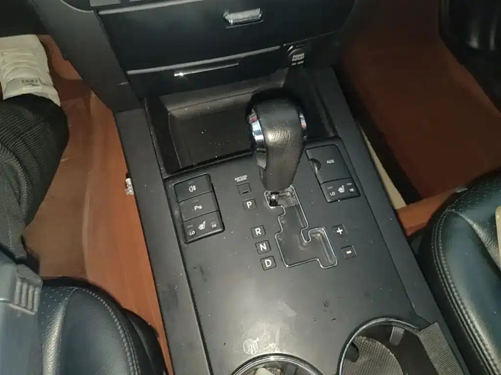 2015 Borrego 3.8L Luxury Edition (National IV Emission Standard) — миниатюра 14