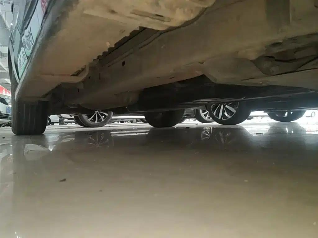 2015 Borrego 3.8L Luxury Edition (National IV Emission Standard) — миниатюра 21