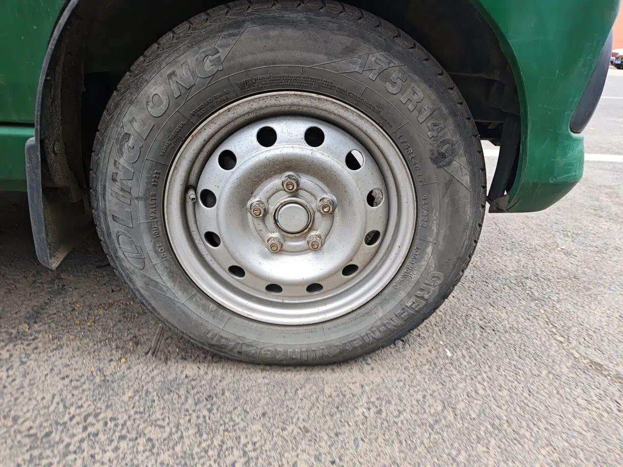 Foton Xiangling V 2018 1.2L Semi-承载 Body with 3170 mm Wheelbase (Van) 4W12M1 — миниатюра 8