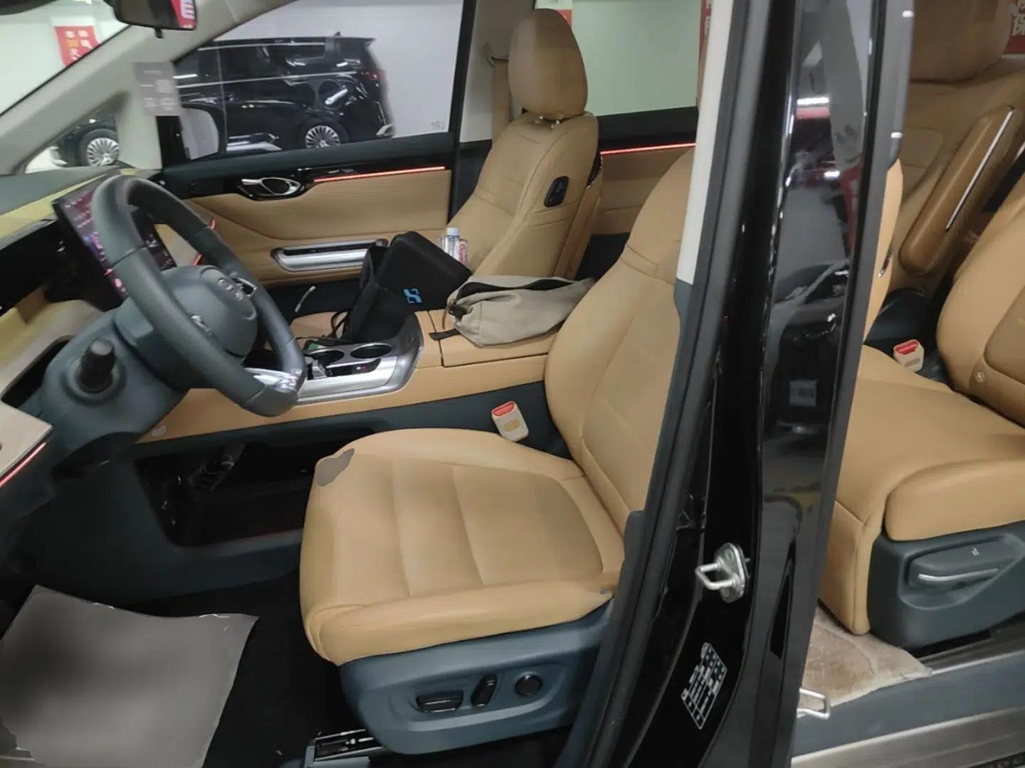 GAC Trumpchi E8 New Energy 2024 150km MAX — миниатюра 17