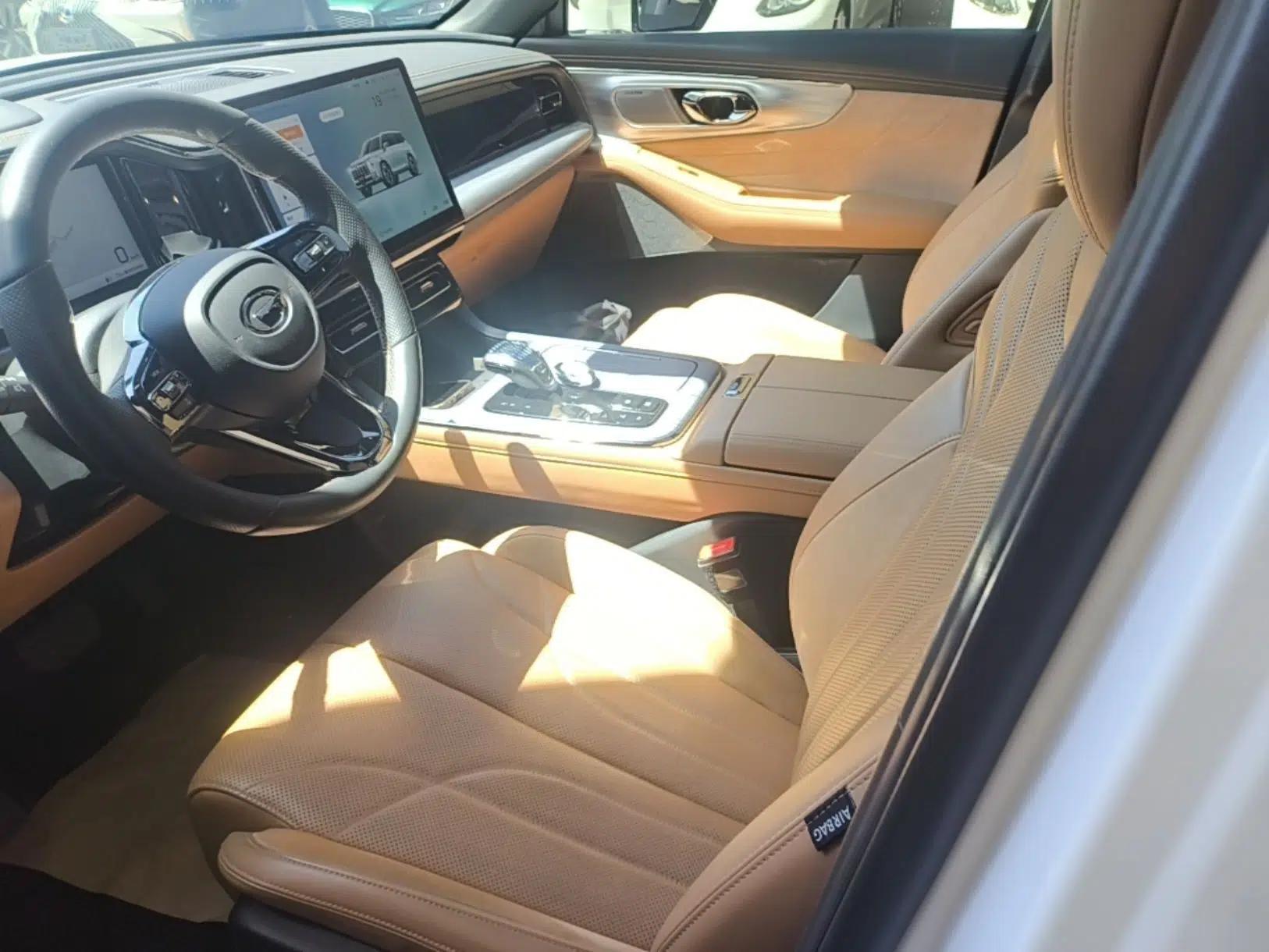 GAC Trumpchi ES9 2024 PHEV 143km Traveler Max — миниатюра 17