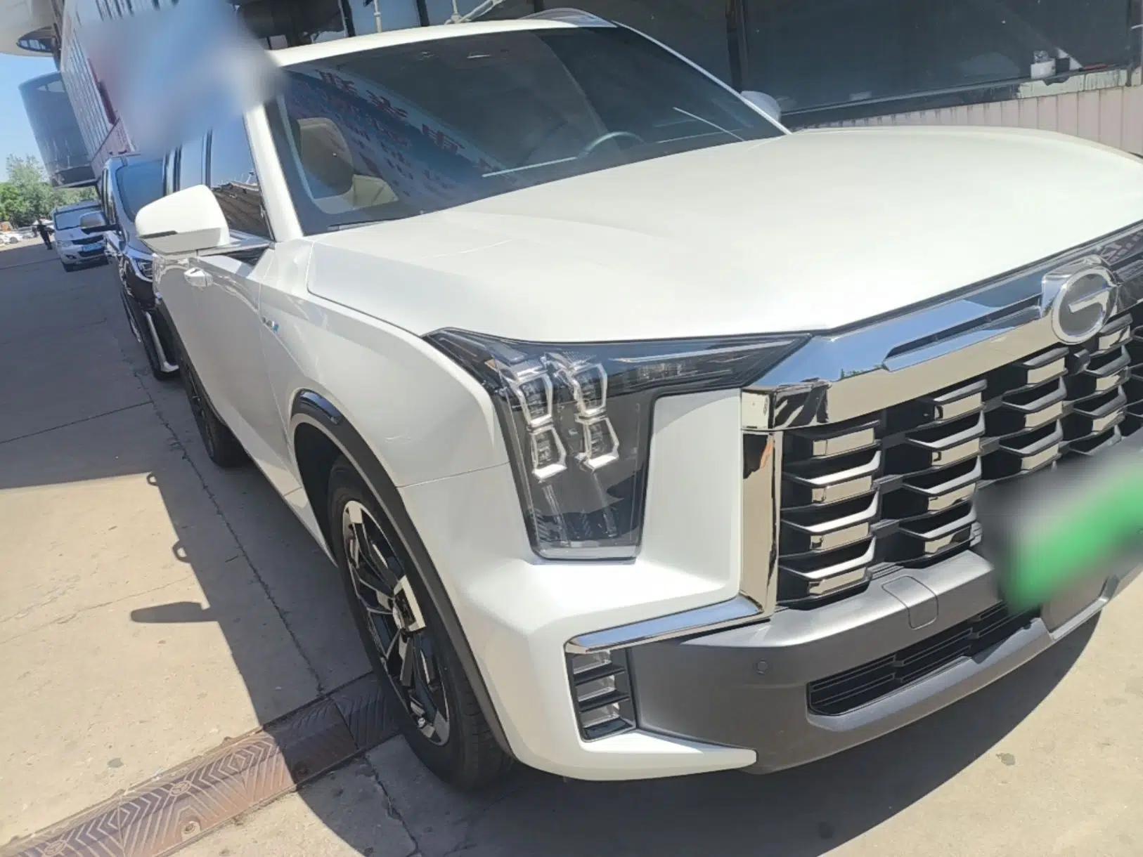 GAC Trumpchi ES9 2024 PHEV 143km Traveler Max — миниатюра 6