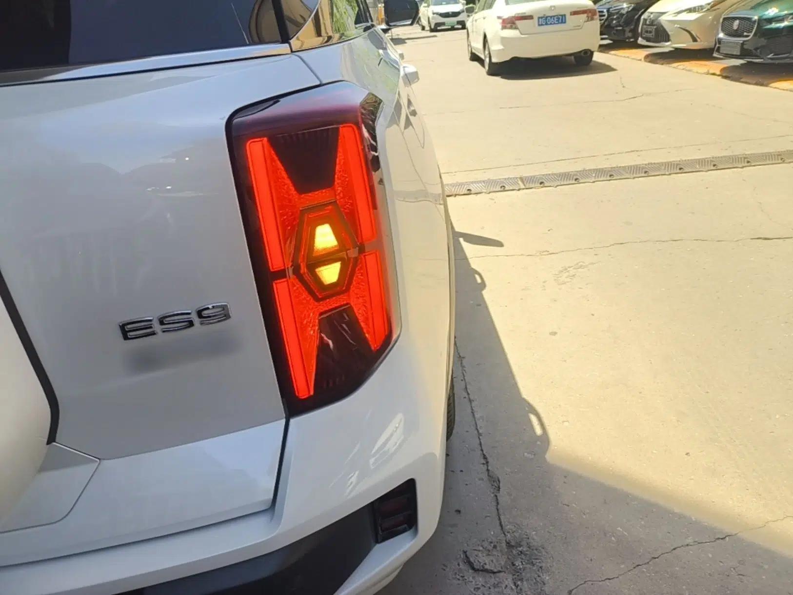 GAC Trumpchi ES9 2024 PHEV 143km Traveler Max — миниатюра 8