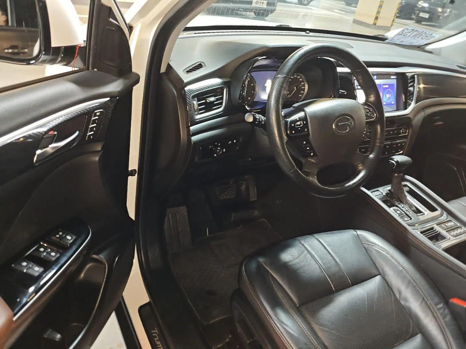 GAC Trumpchi GS7 2017 320T Two-Wheel-Drive Luxury Smart Connectivity Model — миниатюра 16