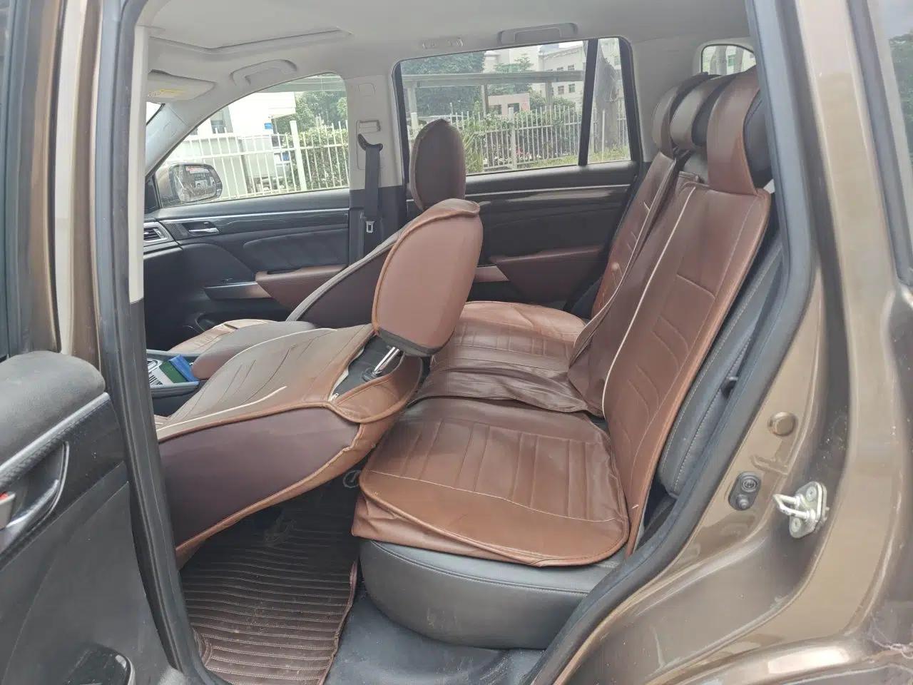 GAC Trumpchi GS7 2017 280T Two-Wheel Drive Luxury Model — миниатюра 18