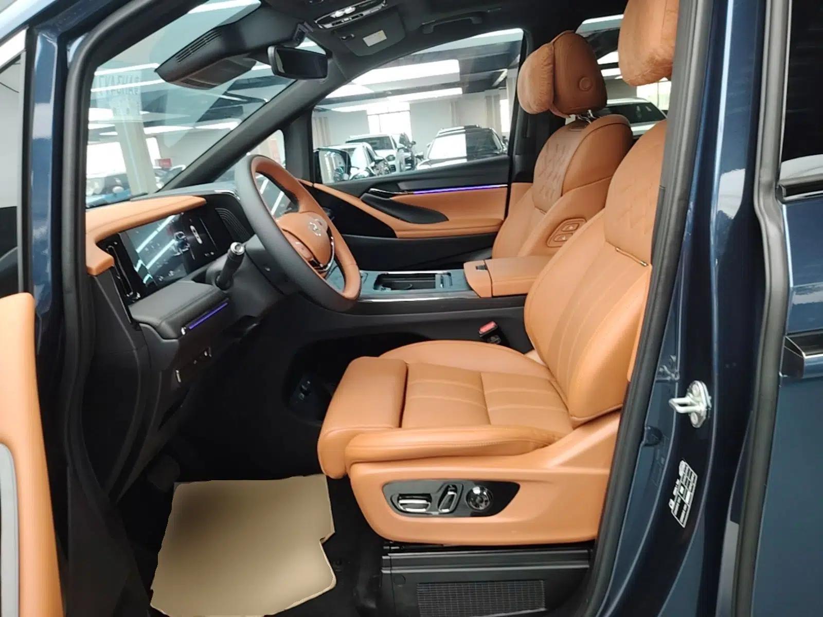 GAC Trumpchi Xiangwang M8 2025 Qiankun Series Pro Comfort Cabin — миниатюра 18