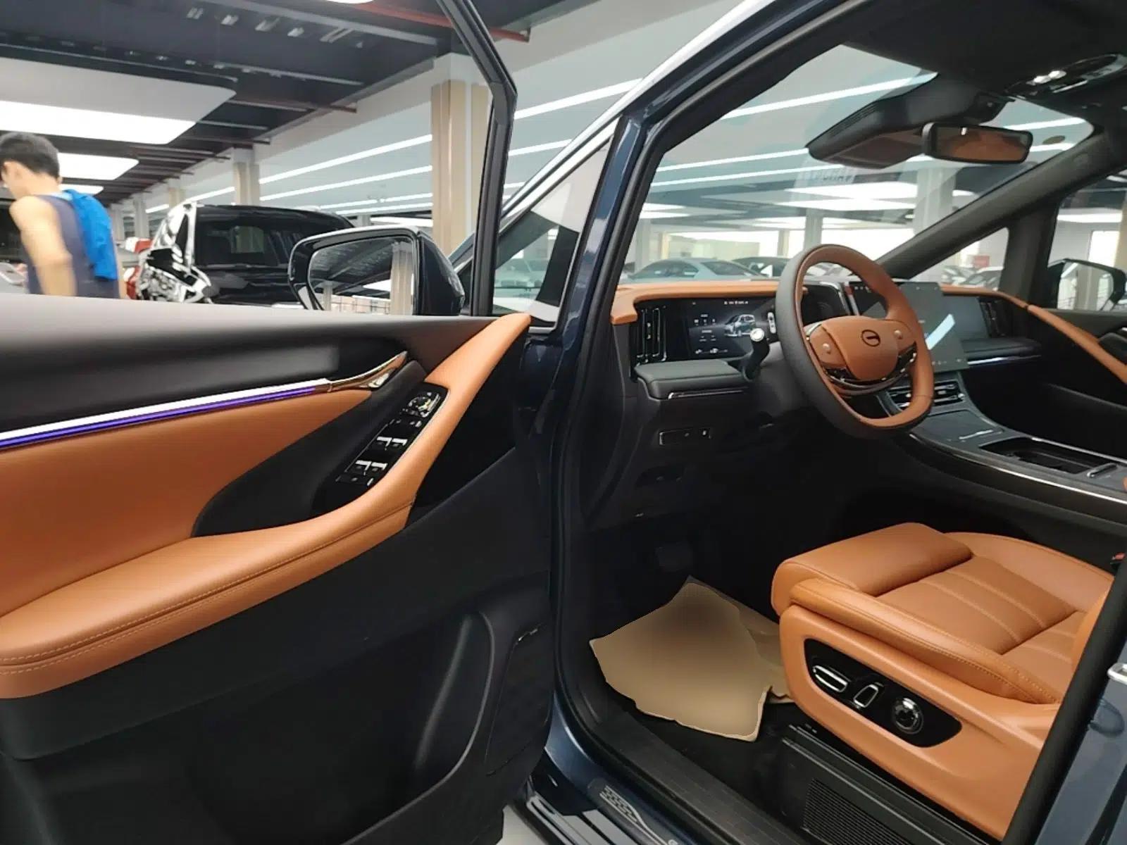 GAC Trumpchi Xiangwang M8 2025 Qiankun Series Pro Comfort Cabin — миниатюра 19