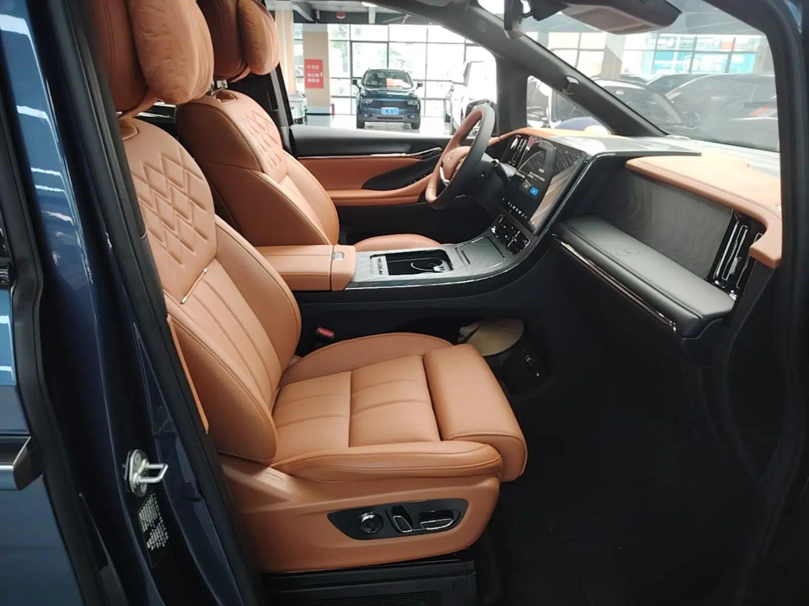 GAC Trumpchi Xiangwang M8 2025 Qiankun Series Pro Comfort Cabin — миниатюра 23