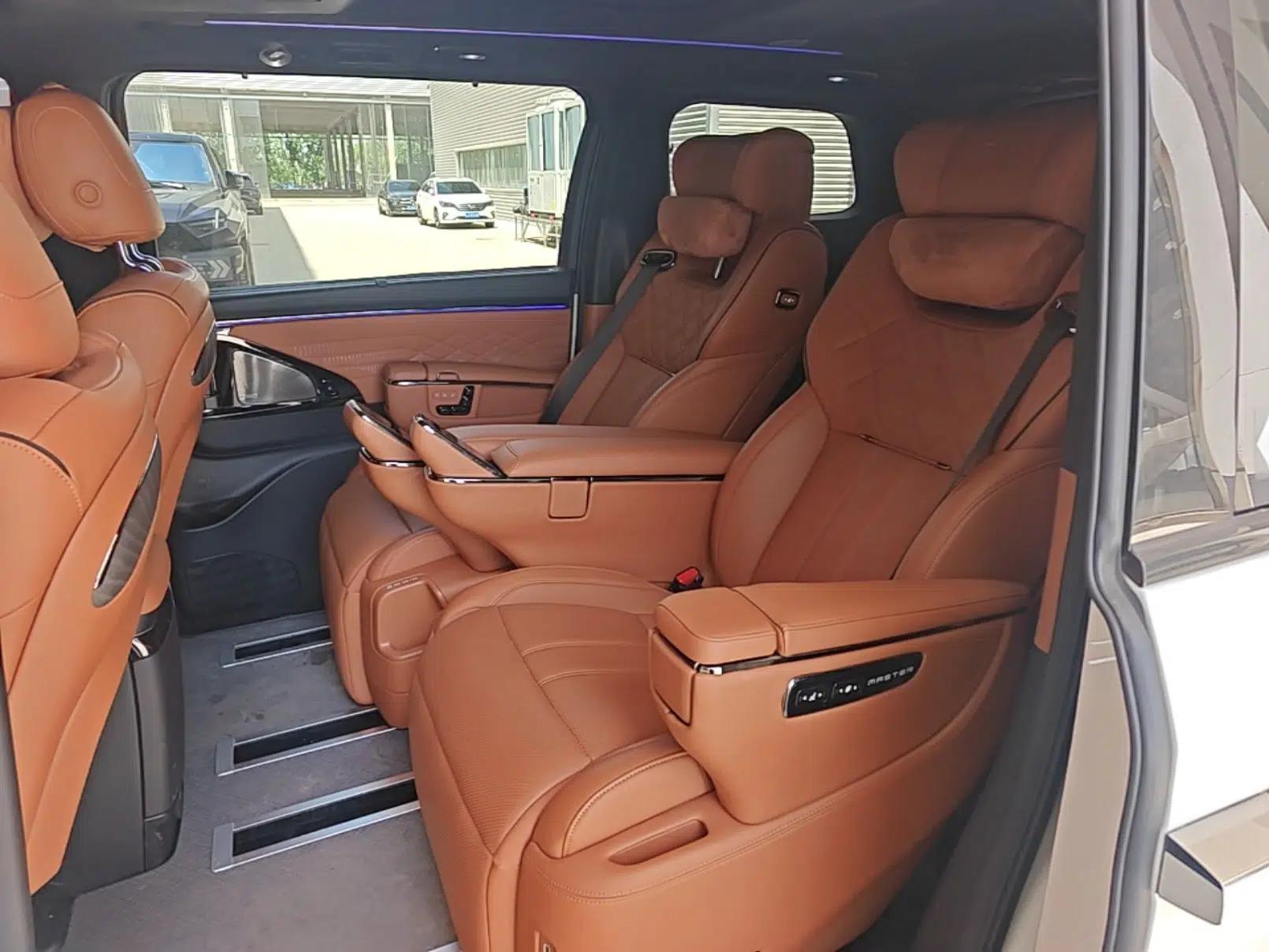 GAC Trumpchi Xiangwang M8 2025 Kunkun Series Ultra First-Class Cabin — миниатюра 20