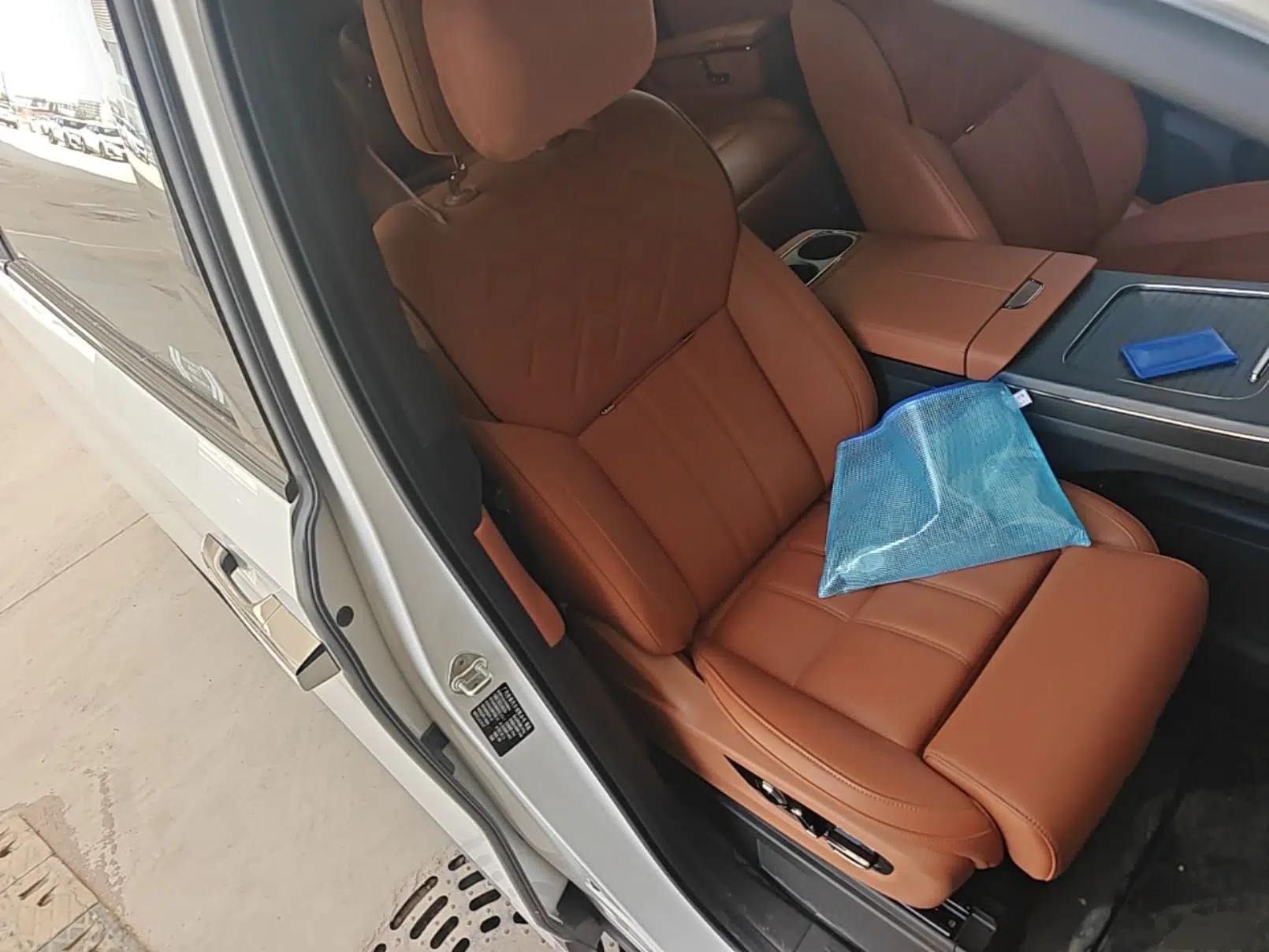 GAC Trumpchi Xiangwang M8 2025 Kunkun Series Ultra First-Class Cabin — миниатюра 23