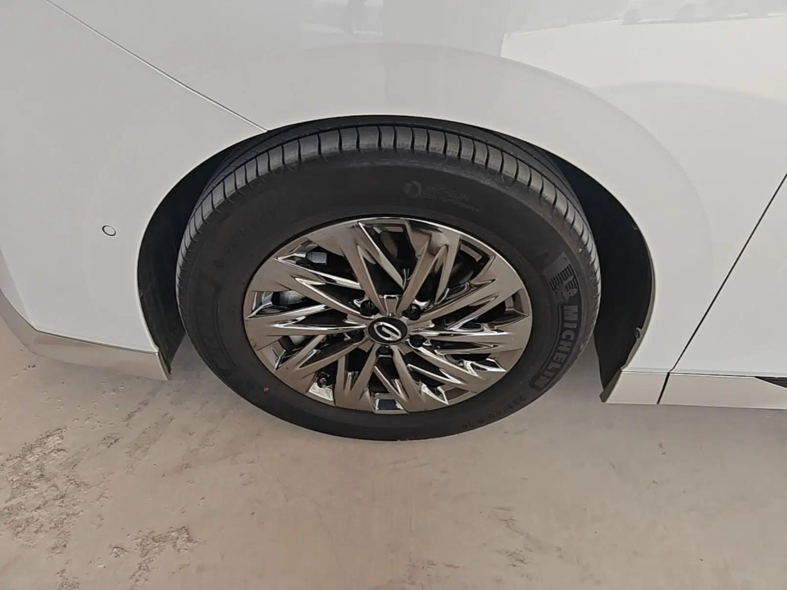GAC Trumpchi Xiangwang M8 2025 Kunkun Series Ultra First-Class Cabin — миниатюра 8