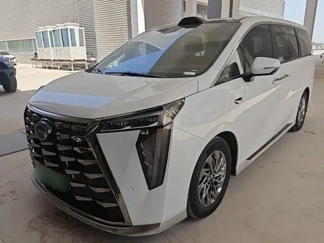 GAC Trumpchi Xiangwang M8 2025 Kunkun Series Ultra First-Class Cabin