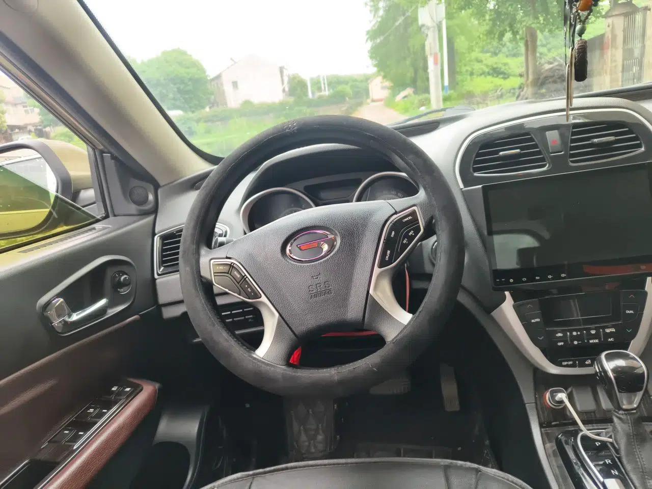 GAC Trumpchi GS5 Super 2015 1.8T Automatic Two-Wheel Drive Elite Edition — миниатюра 11