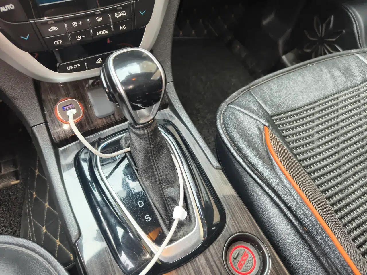GAC Trumpchi GS5 Super 2015 1.8T Automatic Two-Wheel Drive Elite Edition — миниатюра 15