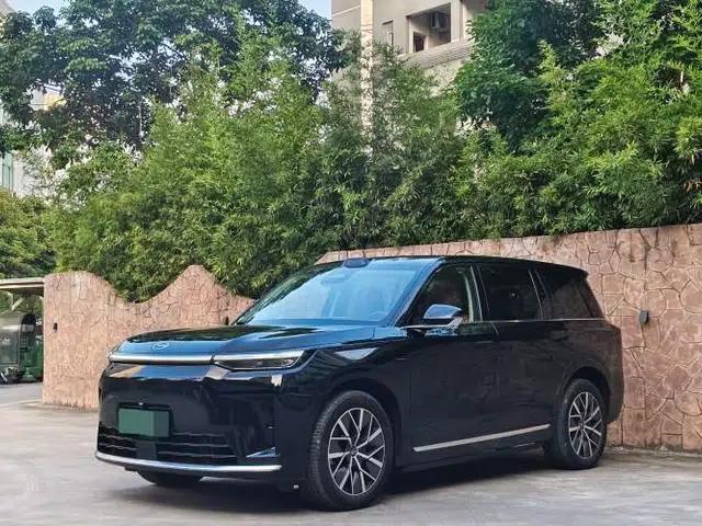 GAC Trumpchi S9 2025 Model Qiankun Ultra 6-Seater