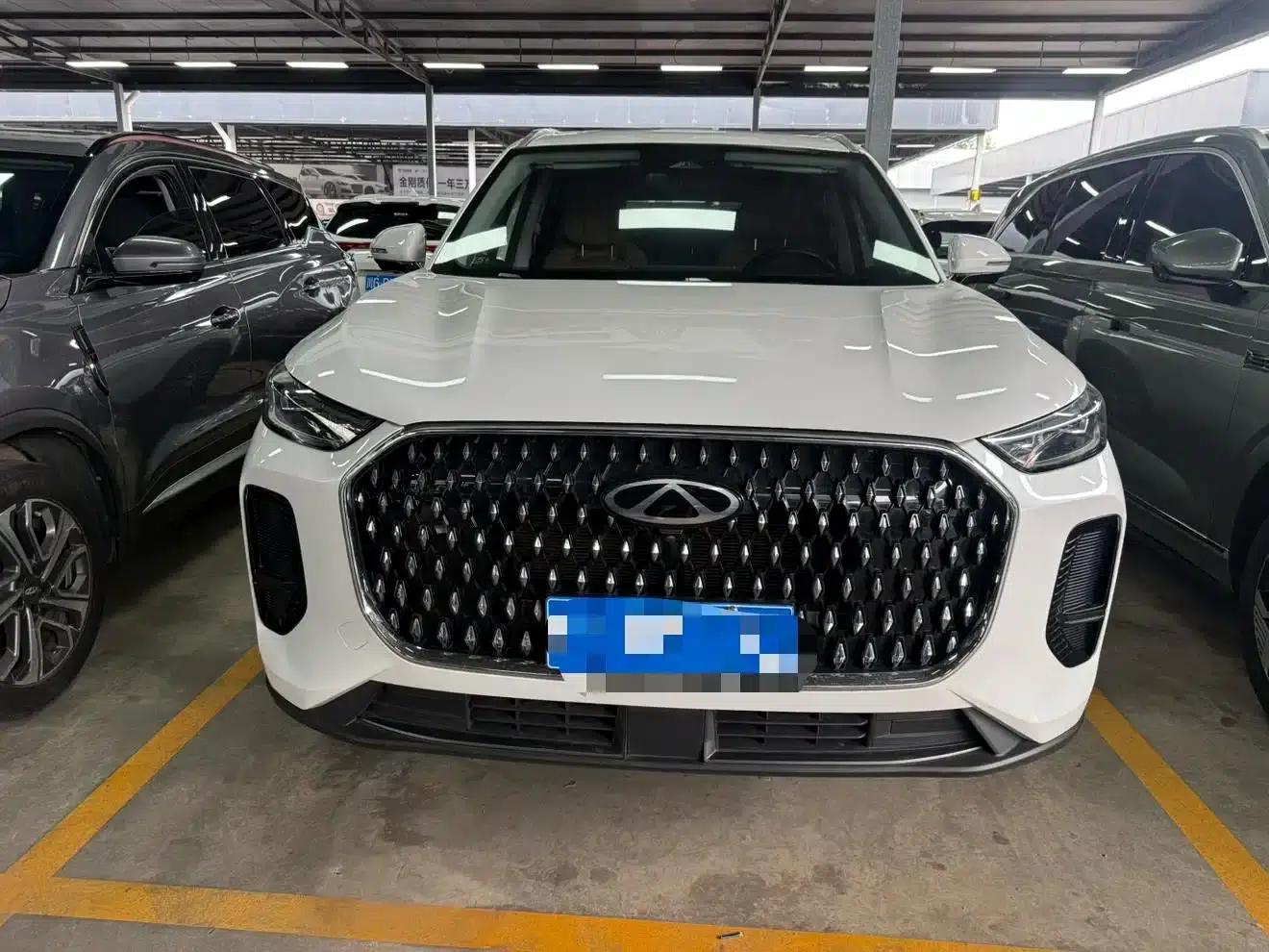 Chery Tiggo 8L 2024 2.0T 2WD Luxury 7-Seater — миниатюра 2