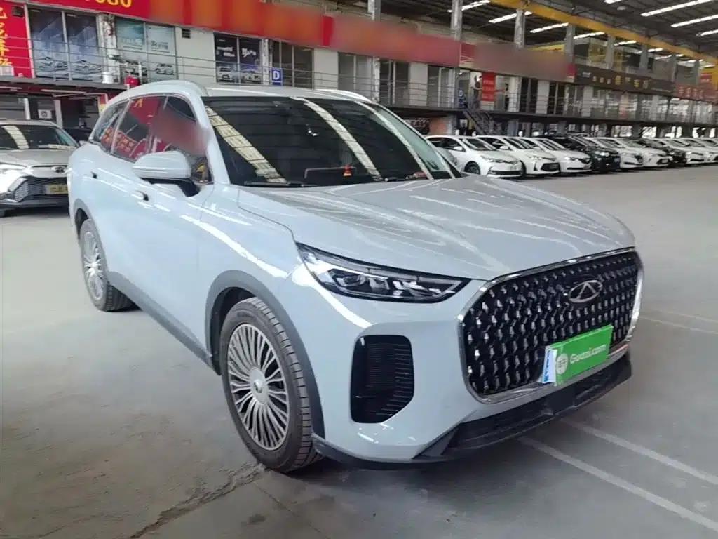 Chery Tiggo 8L 2024 2.0T 2WD Luxury Edition 5-seater — миниатюра 4