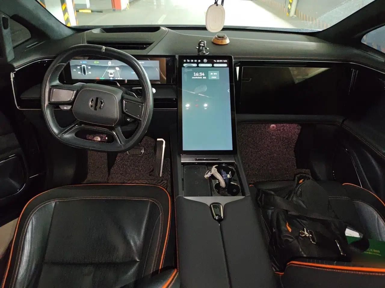 HiPhi X 2021 Flagship Edition 6-Seater — миниатюра 10