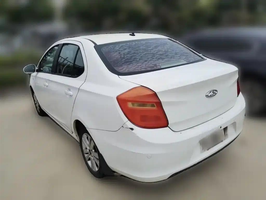 Chery E3 2015 1.5L Manual Fashion Edition — миниатюра 9