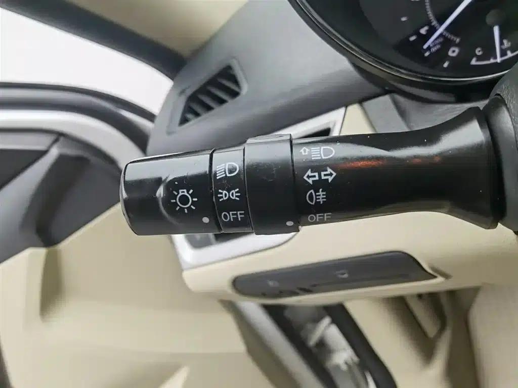 Chery Arrizo 7 2015 1.5T Manual Elite Edition — миниатюра 21