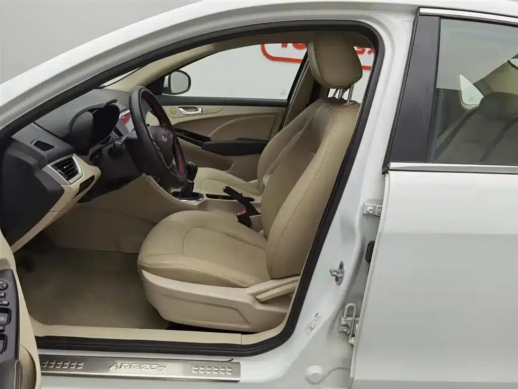 Chery Arrizo 7 2015 1.5T Manual Elite Edition — миниатюра 10