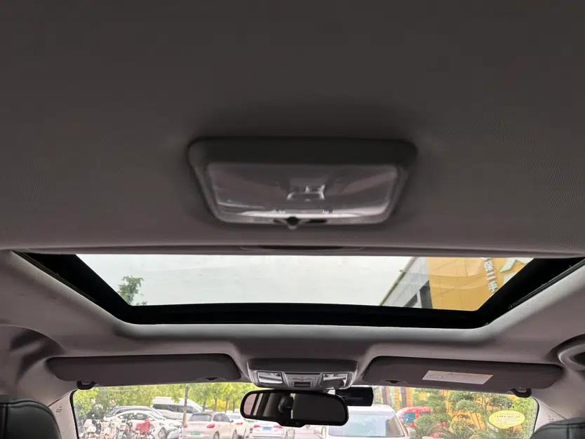 Haval H5 Classic 2016 Classic Edition 2.0T Manual 4x4 Prestige Model — миниатюра 18