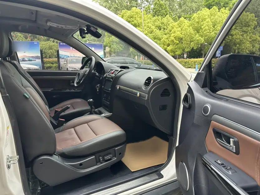 Haval H5 Classic 2016 Classic Edition 2.0T Manual 4x4 Prestige Model — миниатюра 30